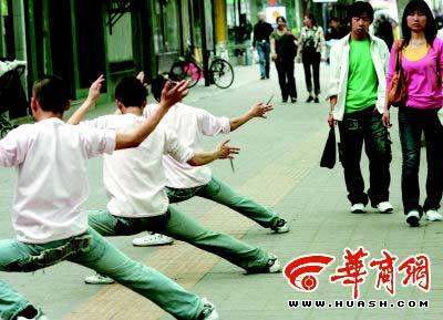 2007042009393620d24.jpg